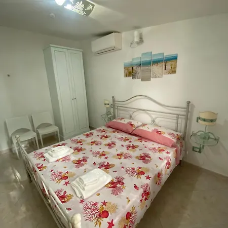 Accogliente Casa A Due Passi Dal Mare. * טורה דלה סטלה