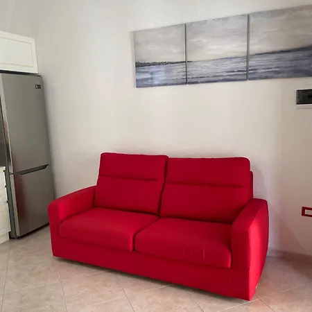 Accogliente Casa A Due Passi Dal Mare. *