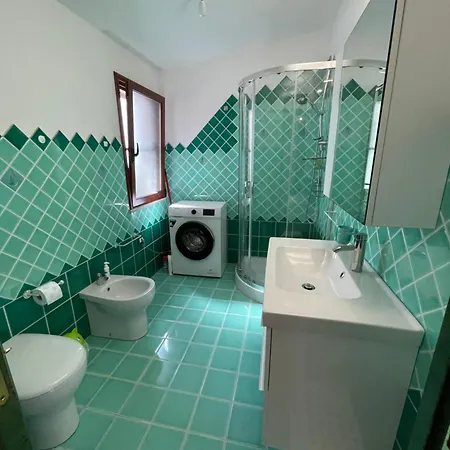 Semesterbostad Accogliente Casa A Due Passi Dal Mare. Torre delle Stelle