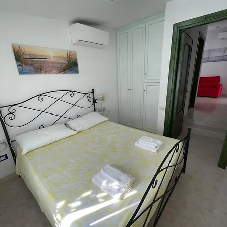 Semesterbostad Accogliente Casa A Due Passi Dal Mare. *