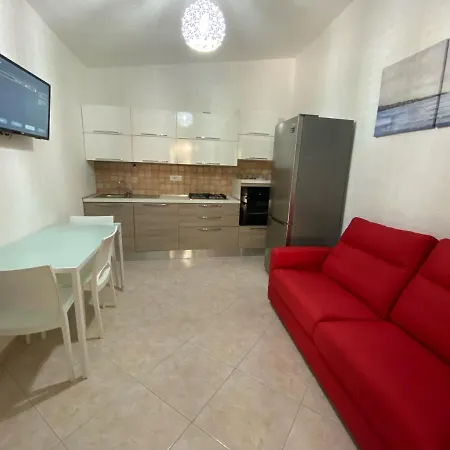 Accogliente Casa A Due Passi Dal Mare. Torre delle Stelle
